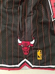 Just Don Chicago Bulls '97-98 Black Shorts Striped Basketball Team Shorts - Limited Shorts | NBA Shorts Just Don Chicago Bulls '97-98 Black Shorts Striped Basketball Team Shorts - Limited Shorts | NBA Shorts