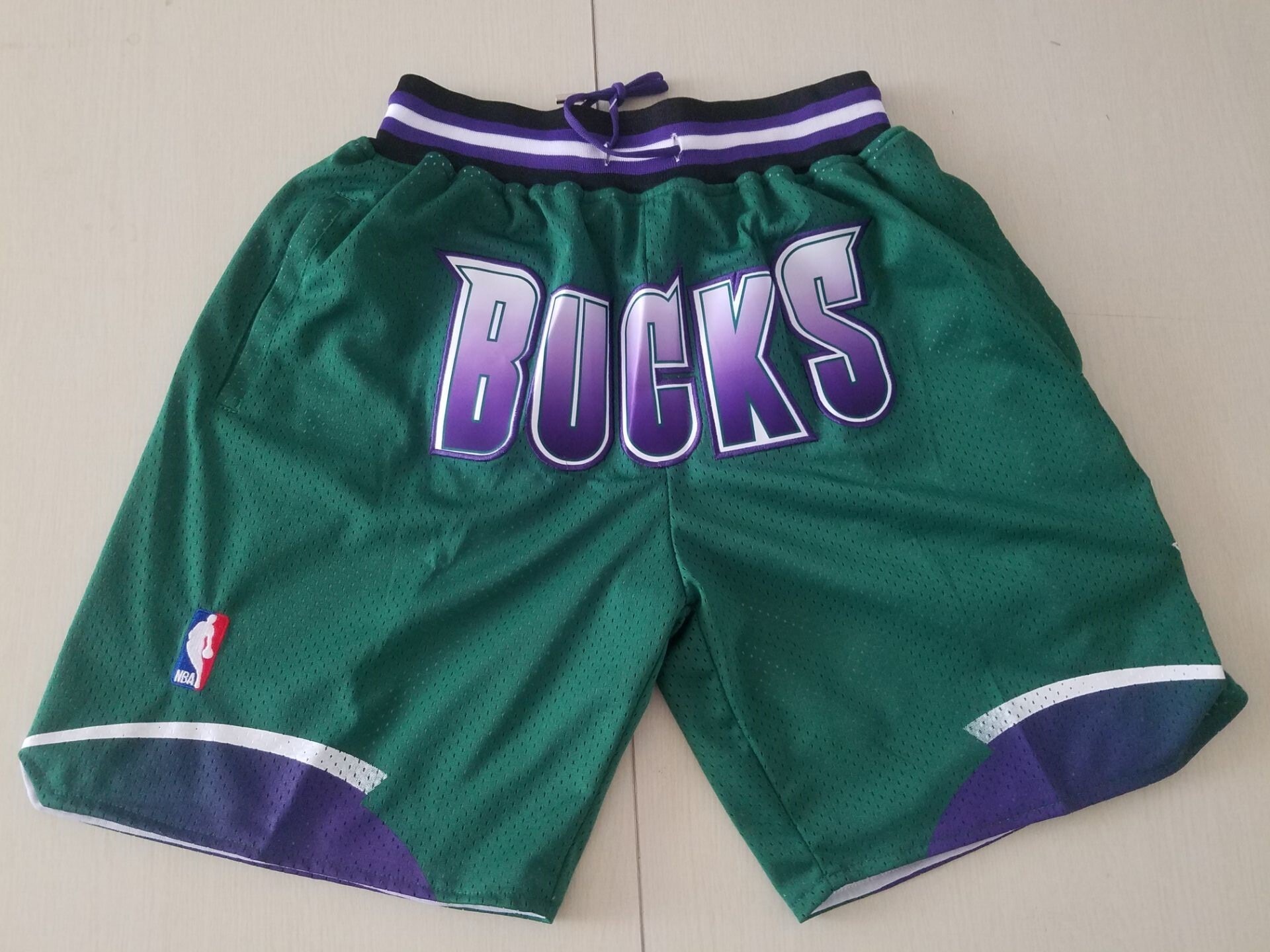 Milwaukee Bucks Icon Edition Nike NBA Swingman - Limited Shorts | NBA Shorts Milwaukee Bucks Icon Edition Nike NBA Swingman - Limited Shorts | NBA Shorts