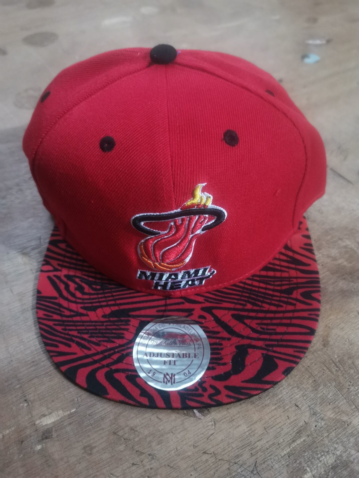 Miami Heat New Era NBA Classic – Adjustable for the Perfect Fit - Limited Hat | NBA HAT Miami Heat New Era NBA Classic – Adjustable for the Perfect Fit - Limited Hat | NBA HAT